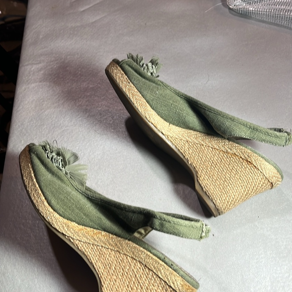 NY&C Canvas Slingback Wedges Size 8 lowest price - Picture 5 of 6